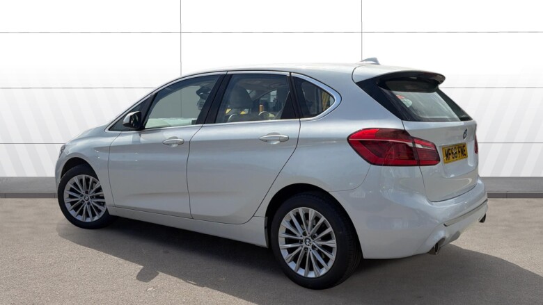 BMW 2 Series 220i Luxury 5dr DCT Petrol Hatchback